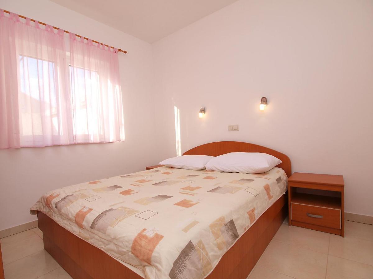Apartment Maslina-2 By Interhome Srima Rum bild
